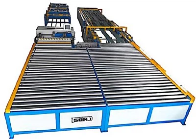 Nekdanji avtomatski linijski stroj s kvadratnimi kanali